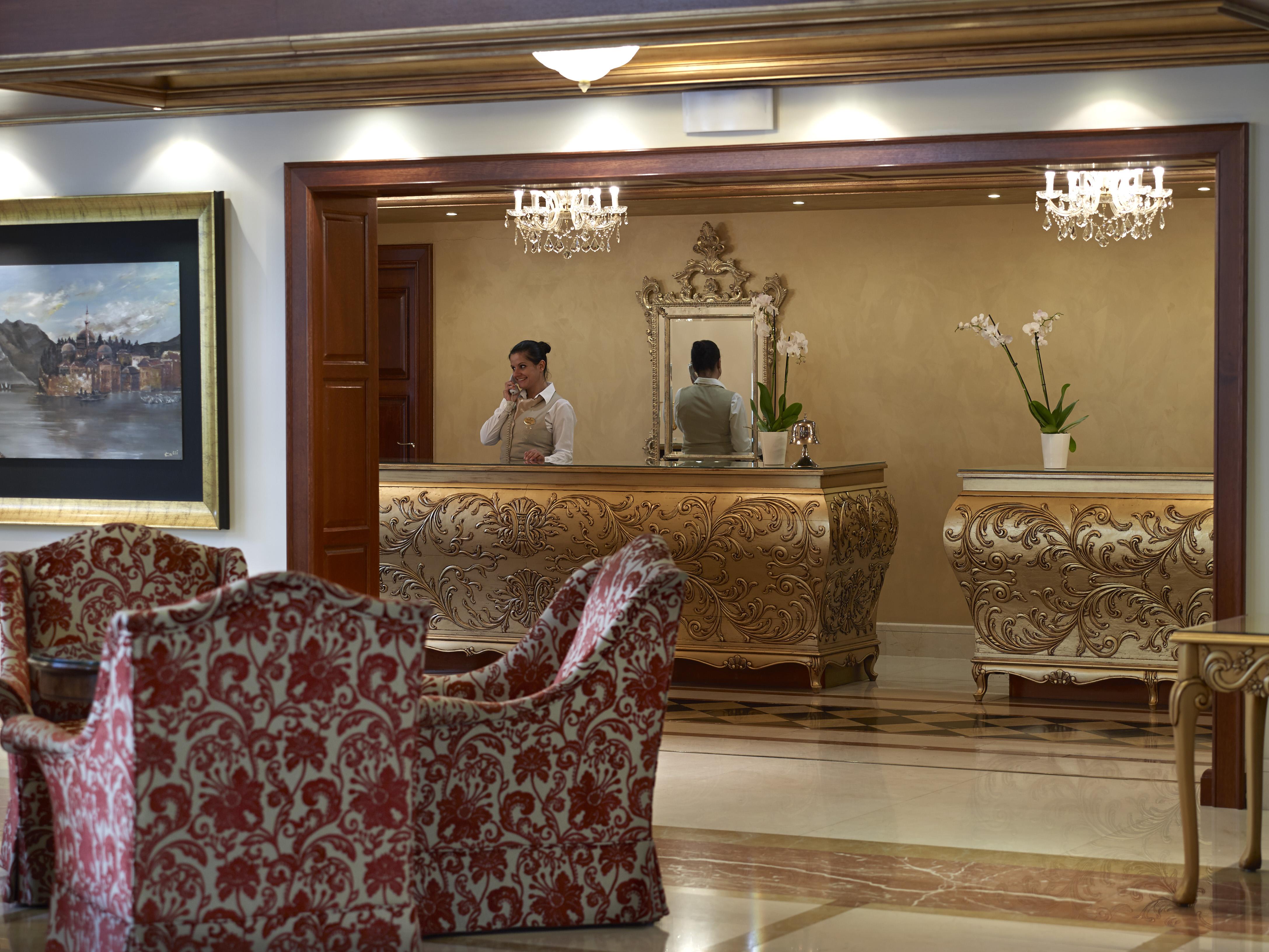 Grand Serai Congress And Spa Ioannina Eksteriør billede The lobby of the hotel