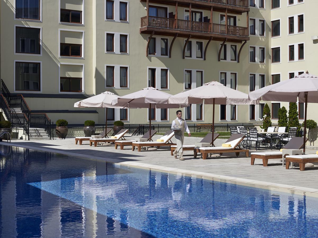 Grand Serai Congress And Spa Ioannina Eksteriør billede The hotel's pool